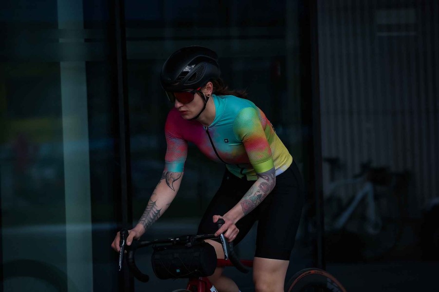 Women Biehler | Women Technical Jersey Spray Can
