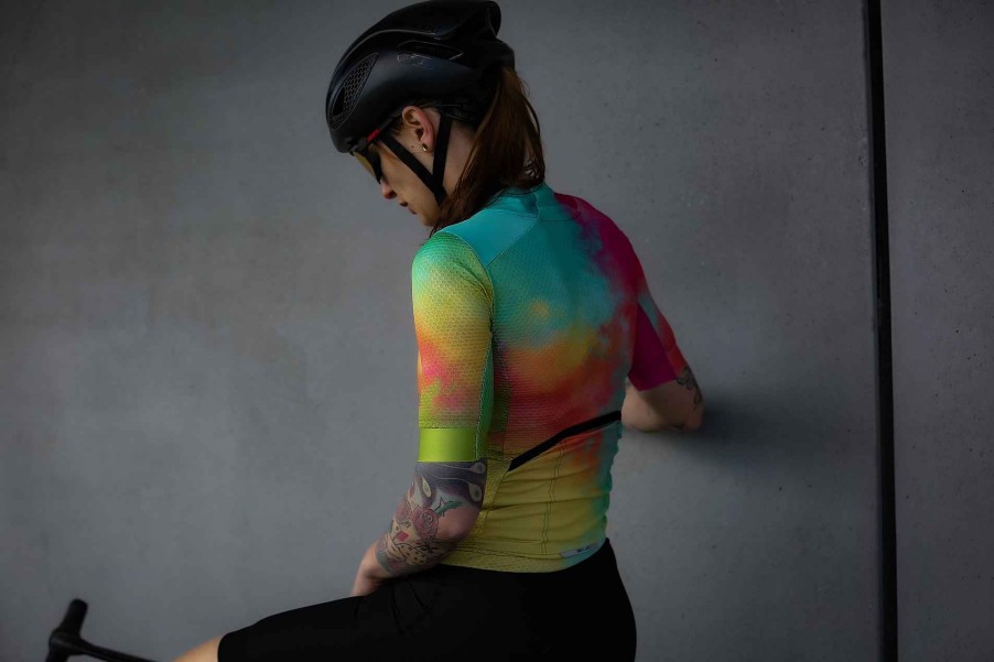 Women Biehler | Women Technical Jersey Spray Can